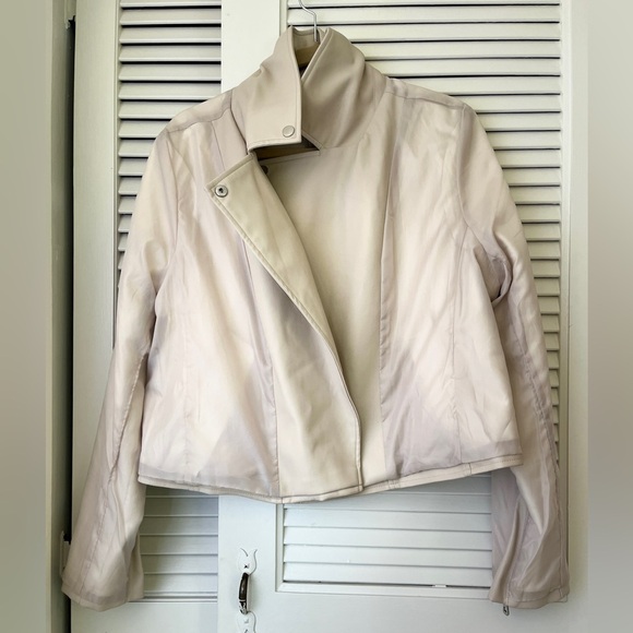 Eloquii Plus Size Faux Leather Moto Jacket Cropped in Bone Sz 18/20 - Picture 11 of 13